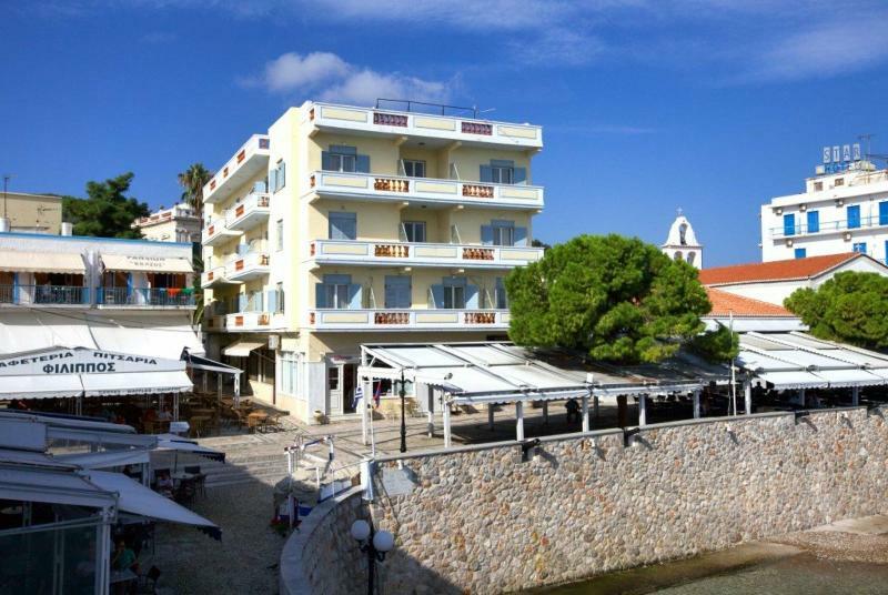ספצס Hotel Roumani מראה חיצוני תמונה
