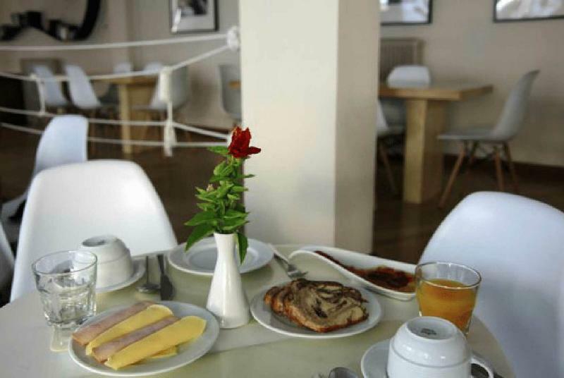 ספצס Hotel Roumani מראה חיצוני תמונה